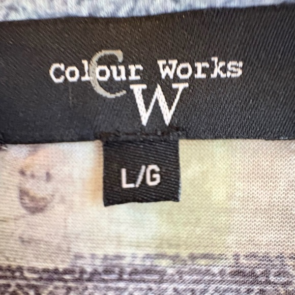 Colorful Graphic Women's Top - Picture 2 of 3